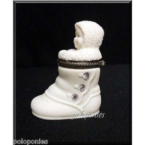 Take The First Step Hinged Box Snow baby Christmas ornament - Picture 4 of 6